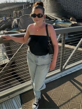 Meet your Posher, Meaghan